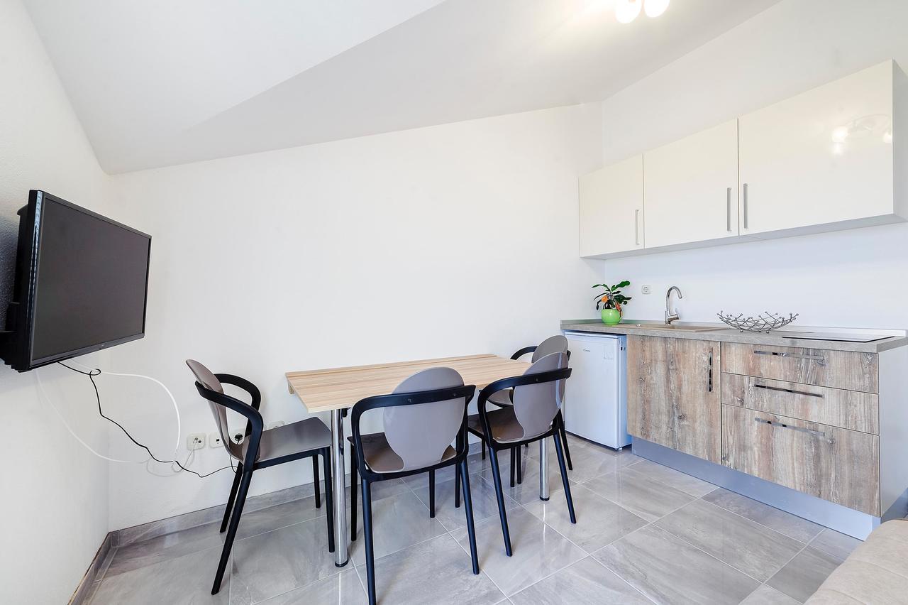 Apartments Bacic Vodice Zewnętrze zdjęcie