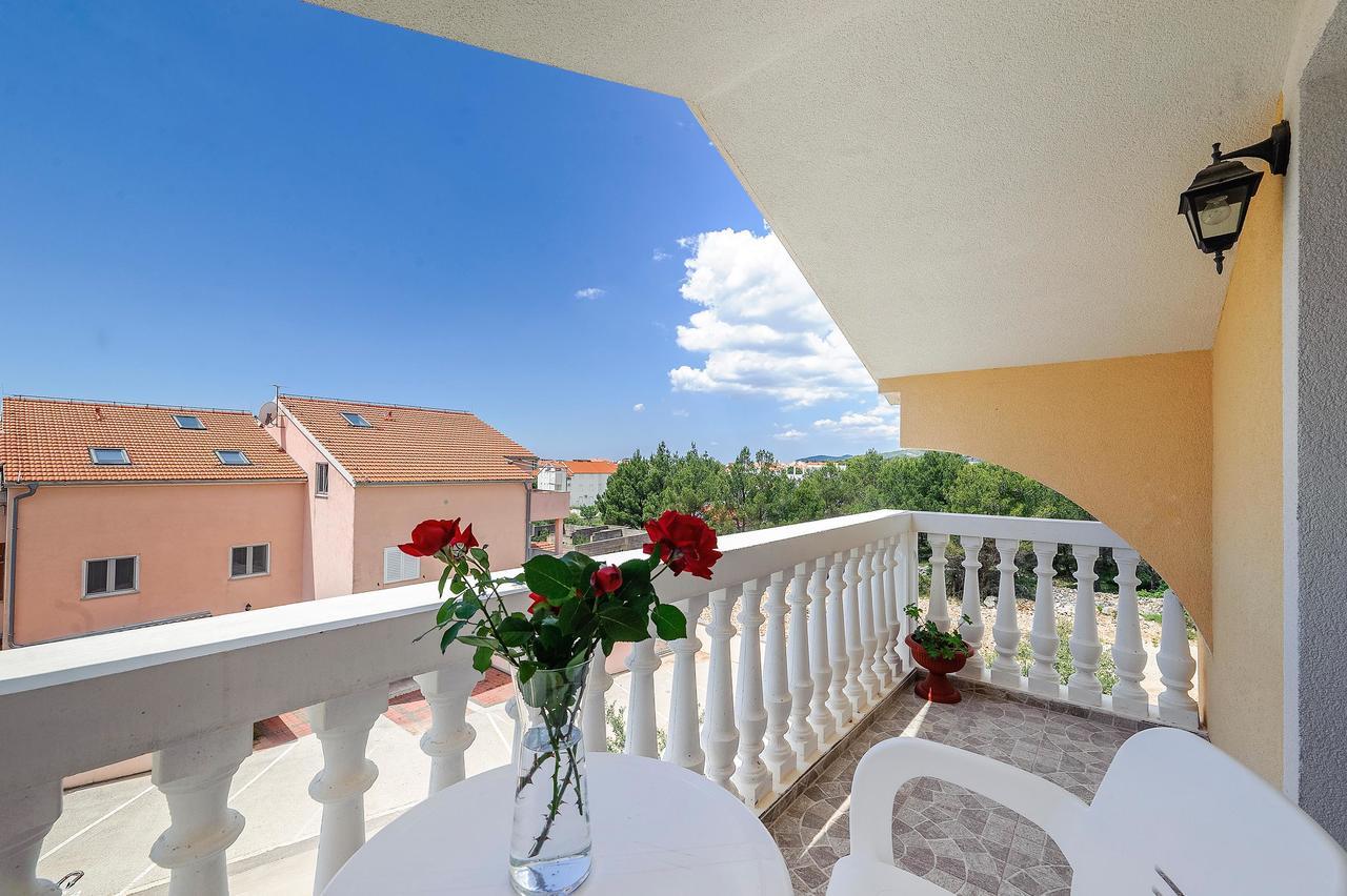 Apartments Bacic Vodice Zewnętrze zdjęcie