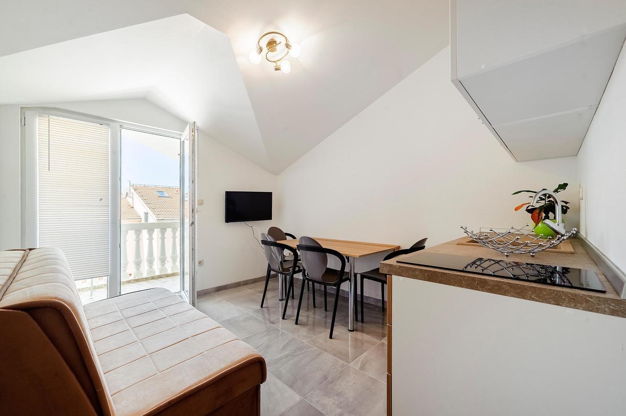 Apartments Bacic Vodice Zewnętrze zdjęcie